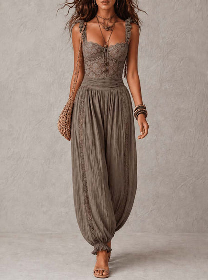 Conjunto de bandeau de encaje gris y pantalones harem de algod�n plisados