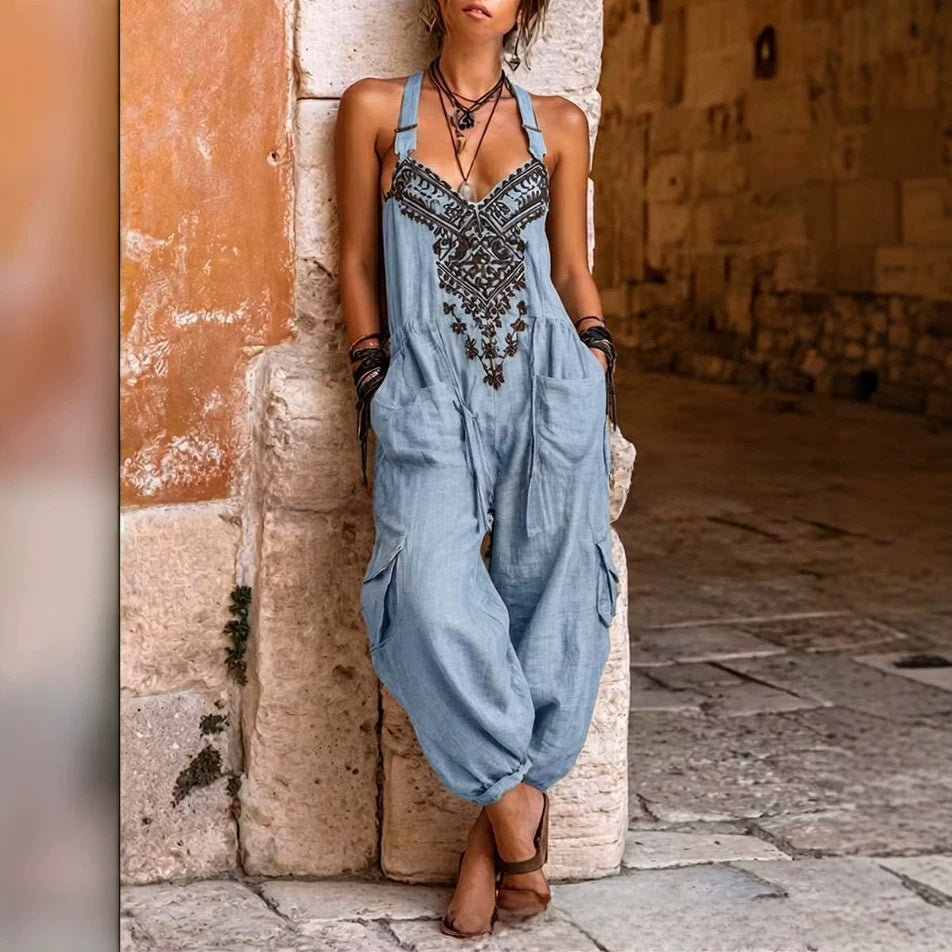 Womens Printed V-Neck Sleeveless Wide-Leg Jumpsuit
