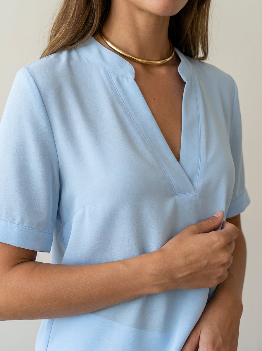 Raquel - Blusa Elegante con Cuello en V