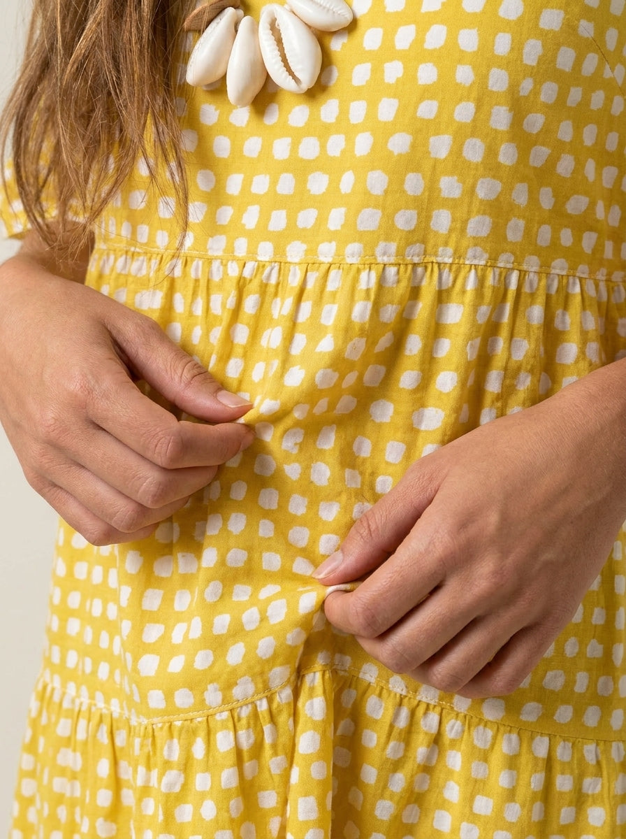 Zara - Vestido Midi de Manga Corta