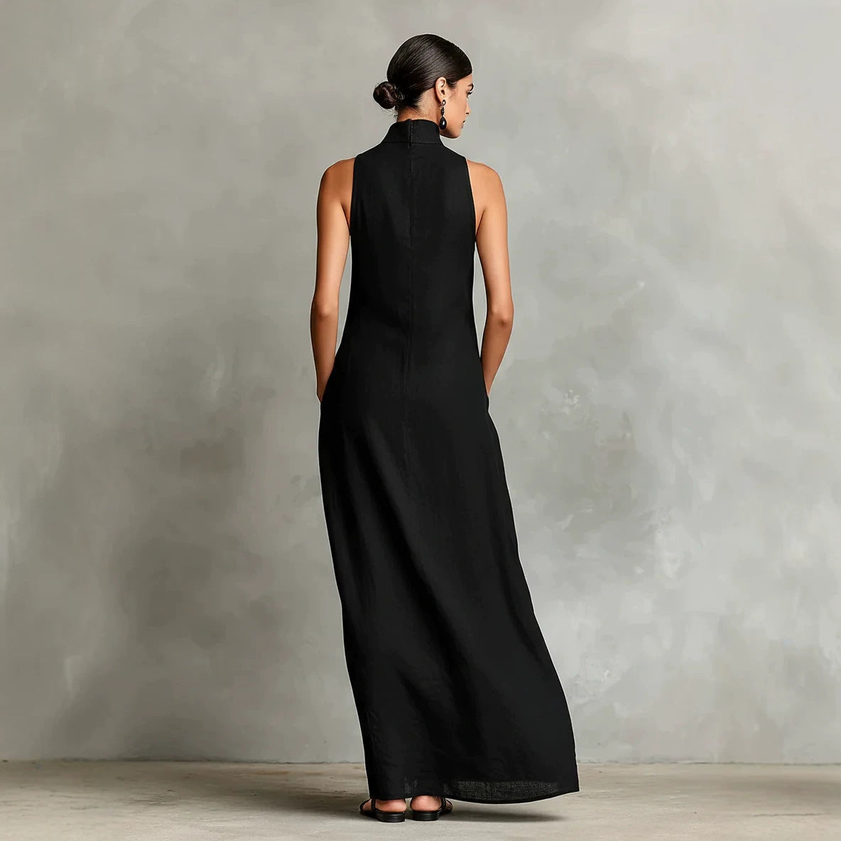Vestido largo negro minimalista