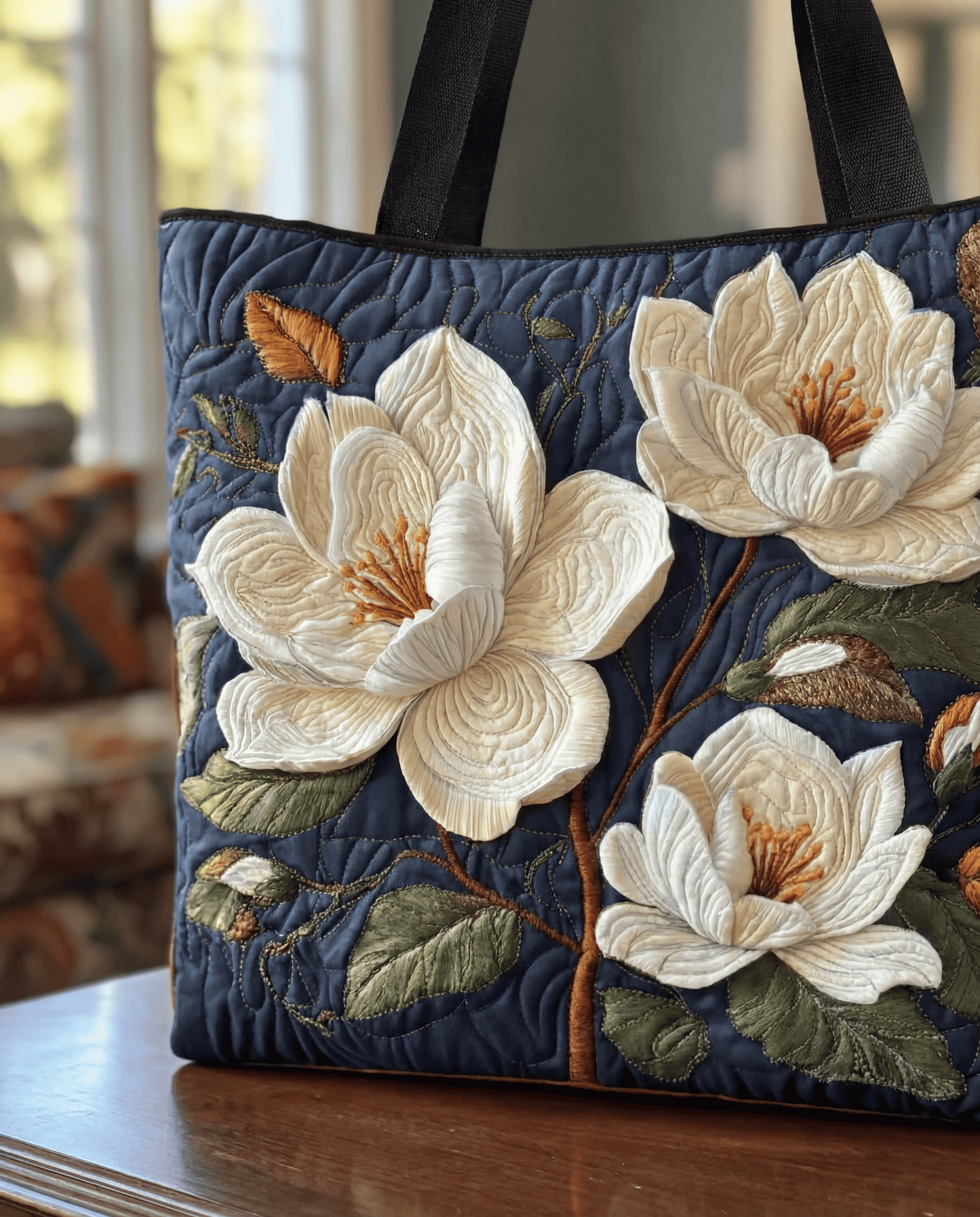Bolso Artesanal Acolchado "Magnolia Delicada"